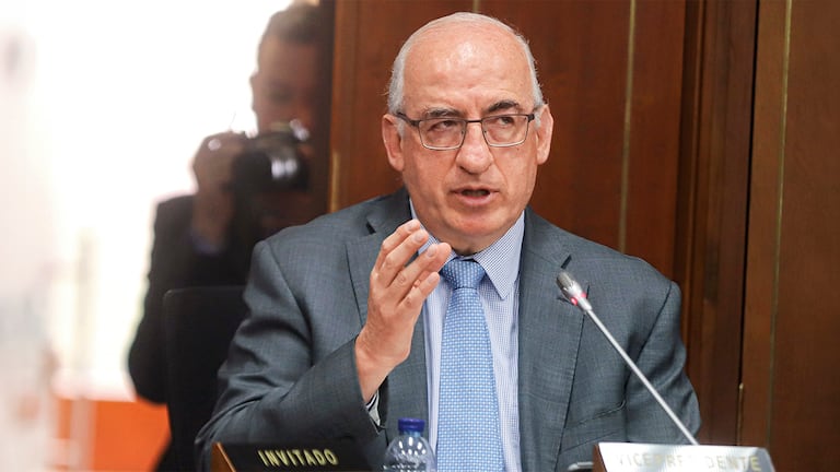 Bogotá. Abril 23 de 2024. El gerente del Banco de la República Leonardo Villar Gómez fue citado a debate de control político en la Comisión III del Senado de la República por la situación económica actual del país. (Colprensa - Lina Gasca)