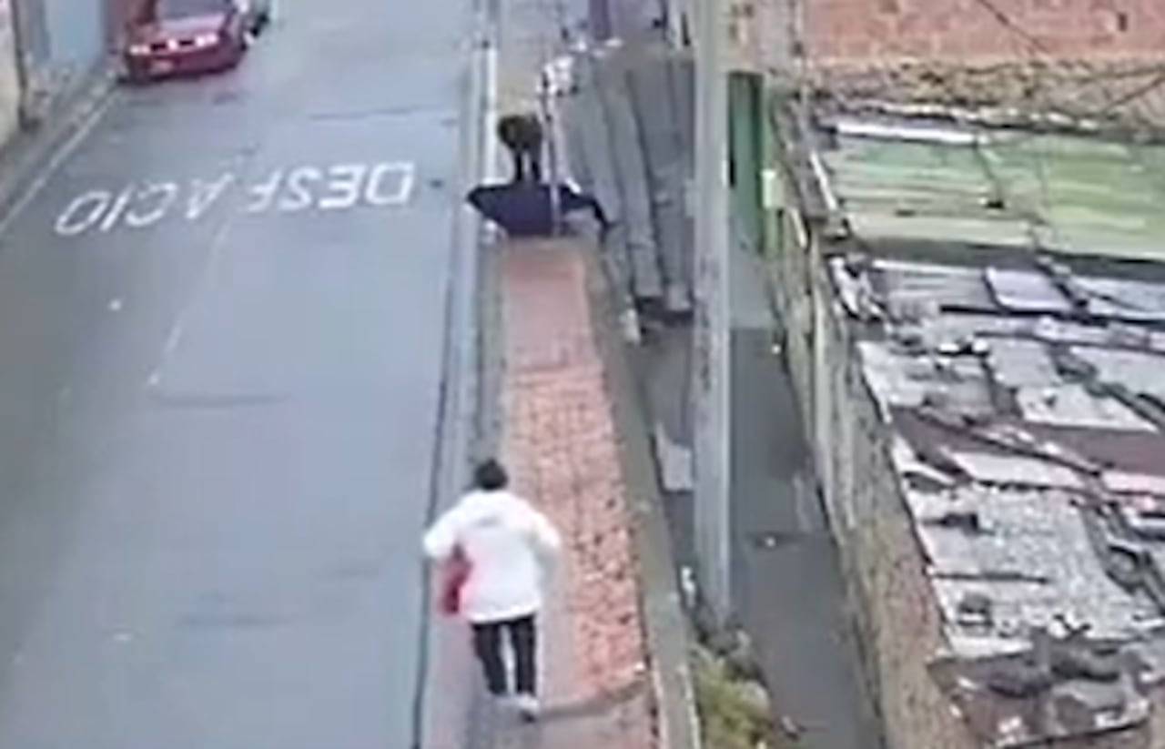 Tragedia en Bogotá, mujer muere tras ser impactada por una llanta.