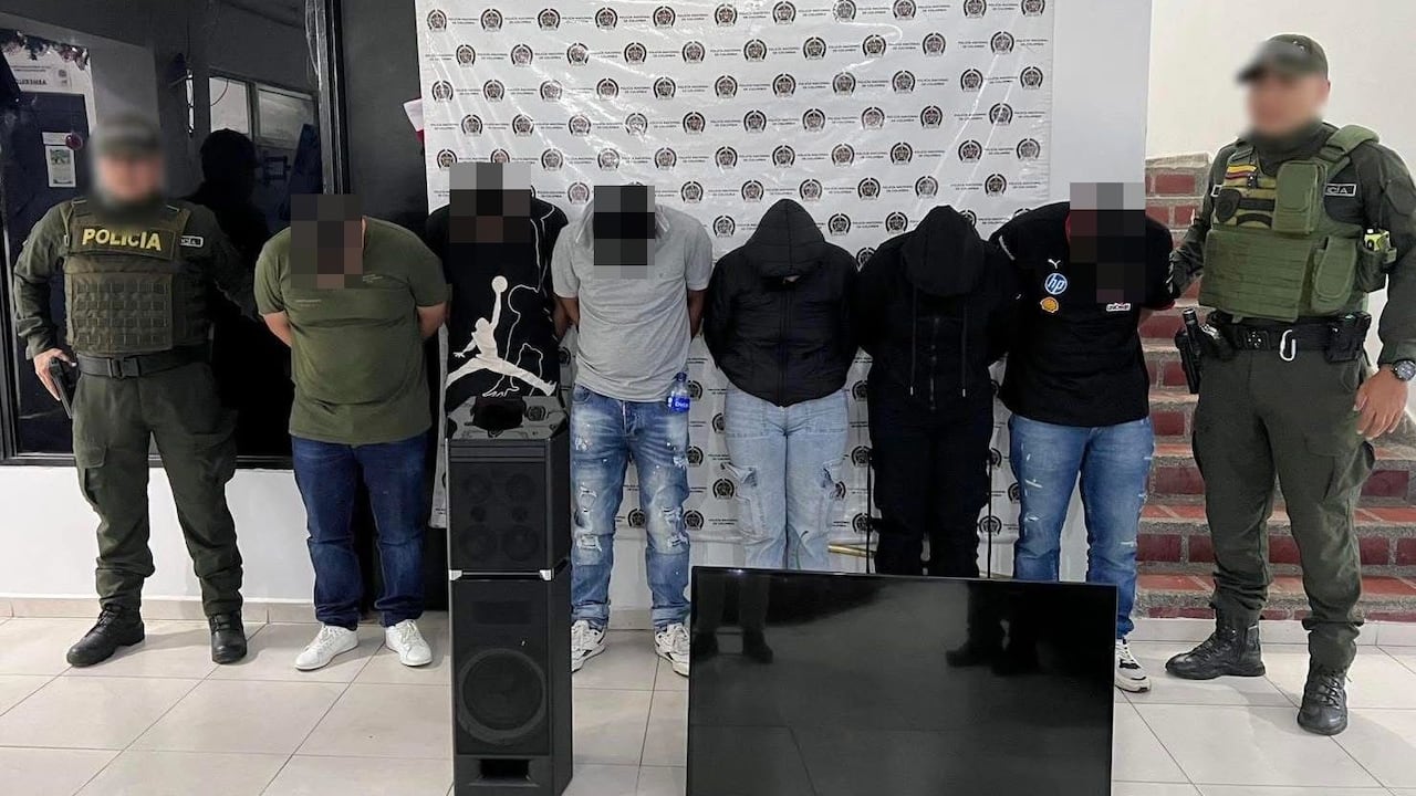 La reacción de las patrullas permitió la captura de estos sujetos, así como la recuperación de los elementos hurtado de una vivienda de El Bordo, Cauca.