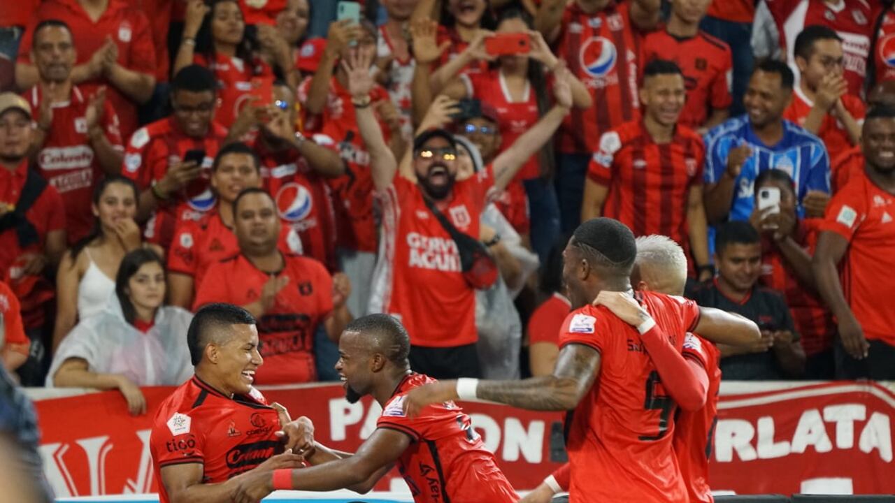 América 4 nacional 1