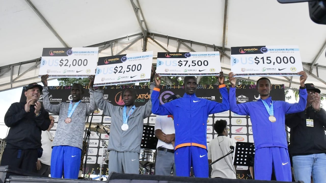Ganadores de la categoría 42 K élite masculina Maratón de Cali 2026
