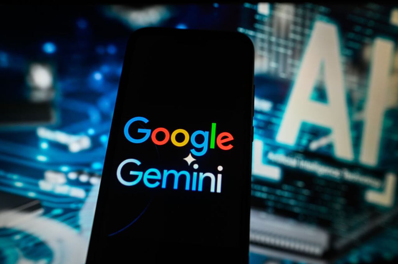 Google Gemini IA proporciona una visión detallada sobre las ventajas y desventajas de su utilización en comparación con otros asistentes virtuales disponibles.