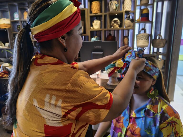 Indhyra Morales, creadora de la marca Indhyluna.