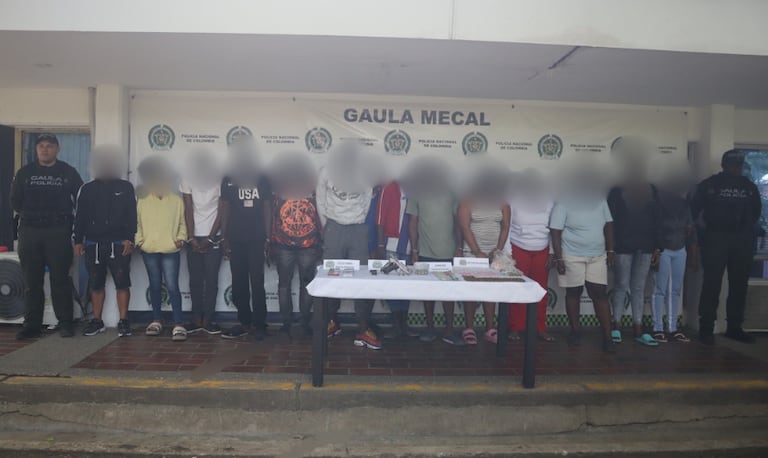 Los capturados fueron dejados a disposición de las autoridades competentes.