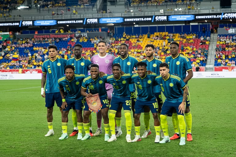 Partido amistoso entre Colombia y Paraguay en Harrison, New Jersey.