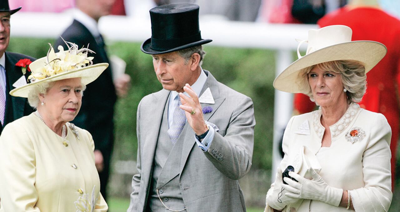 Carlos encontró en Camila la madre y la esposa que no fueron ni Isabel II ni Diana de Gales.