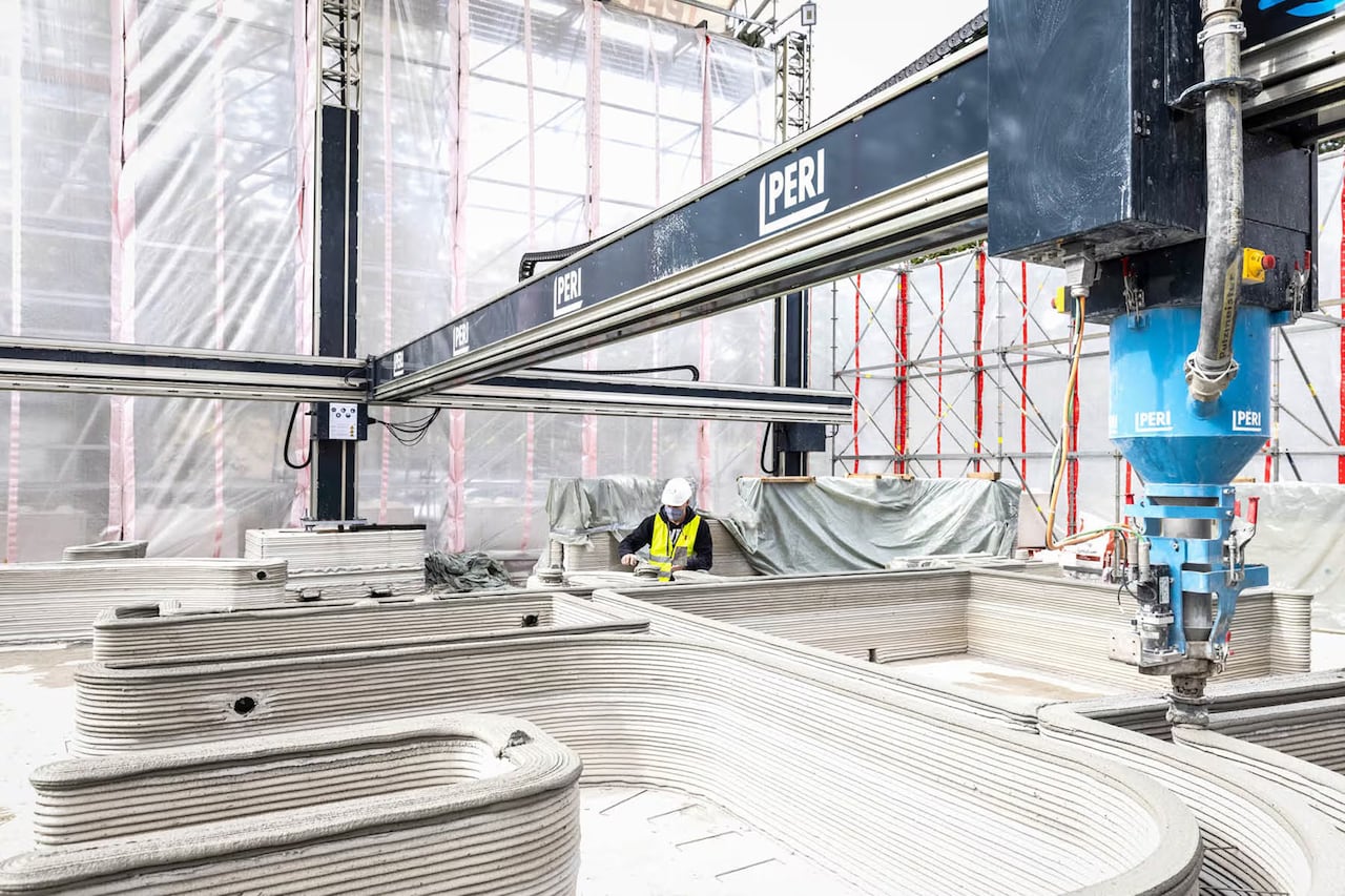 estructuras de cemento construidas con impresoras 3D