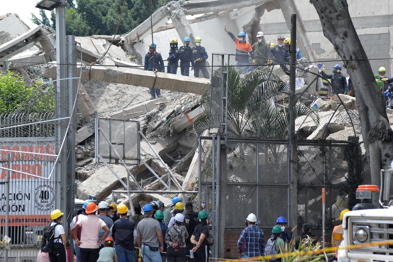 Colapso de Estructura Centro de Profesionales de la calle novena, Edificio Vanessa, Cantabria y Torres de Tequendama.