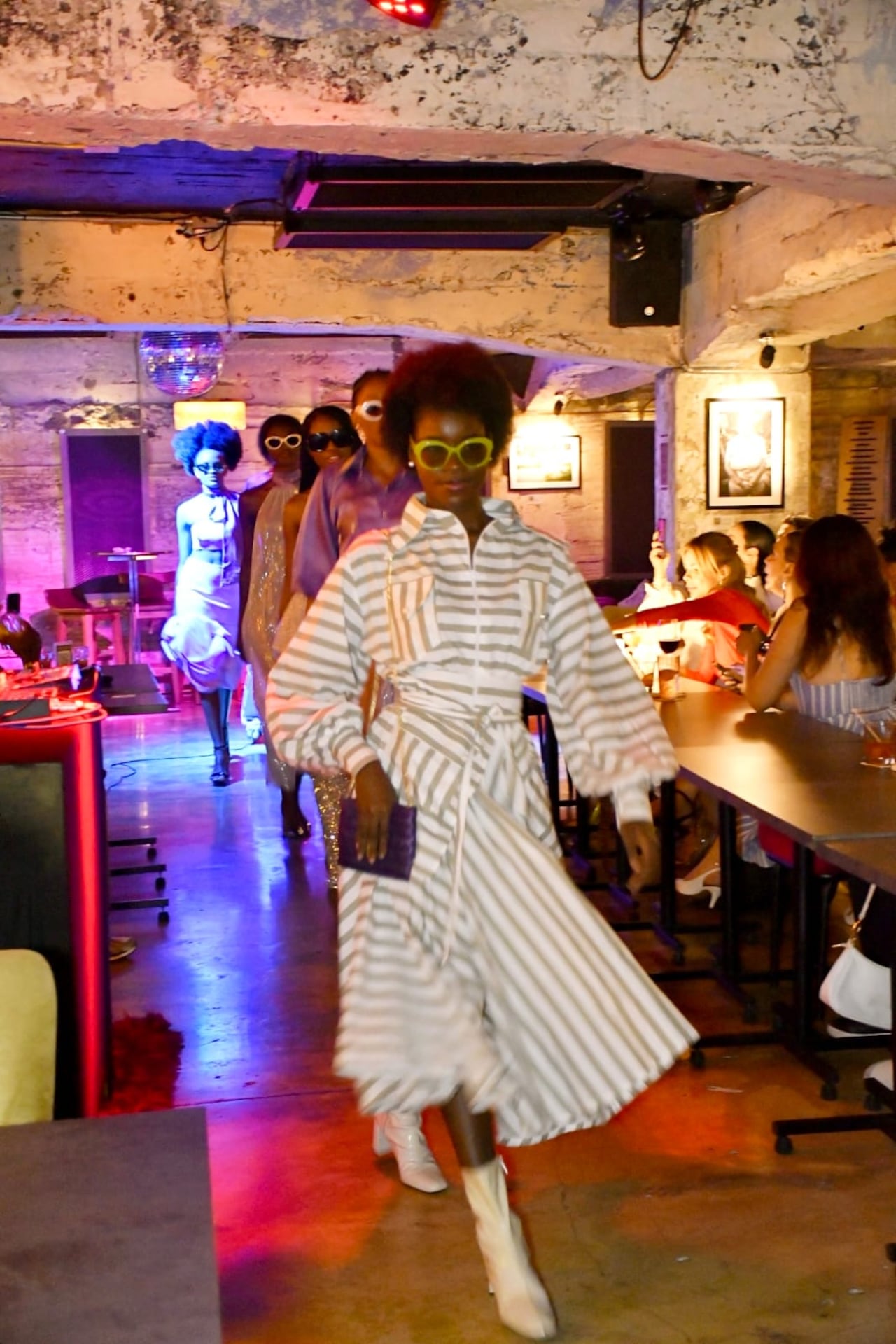 La pasarela también servirá como vitrina para los participantes de Modelaje al Distrito.