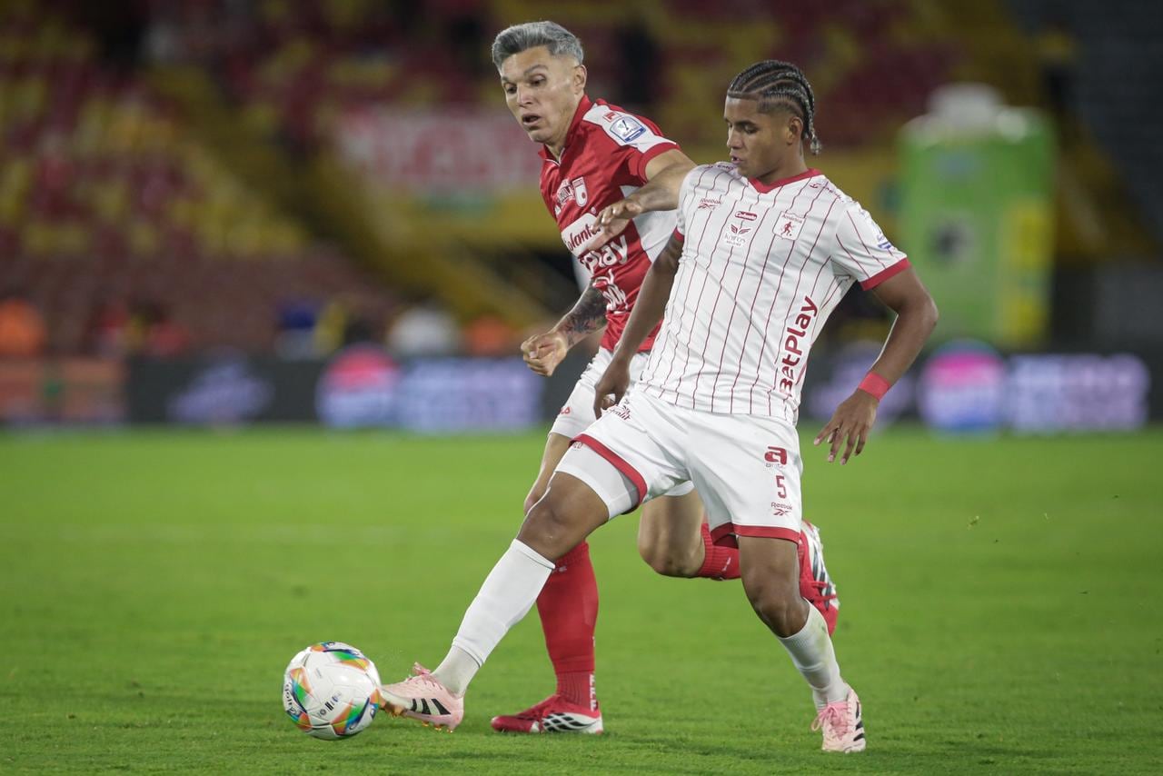 Momentos del partido entre Independiente Santa Fe y América de Cali por la vuelta de los cuartos de final del primer semestre de la Liga Colombiana 2026.