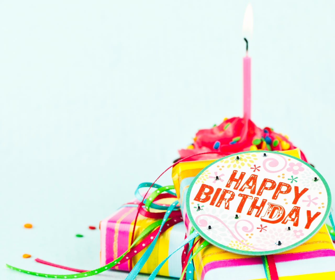 Un tesoro de felicitaciones para hacer inolvidable este día.