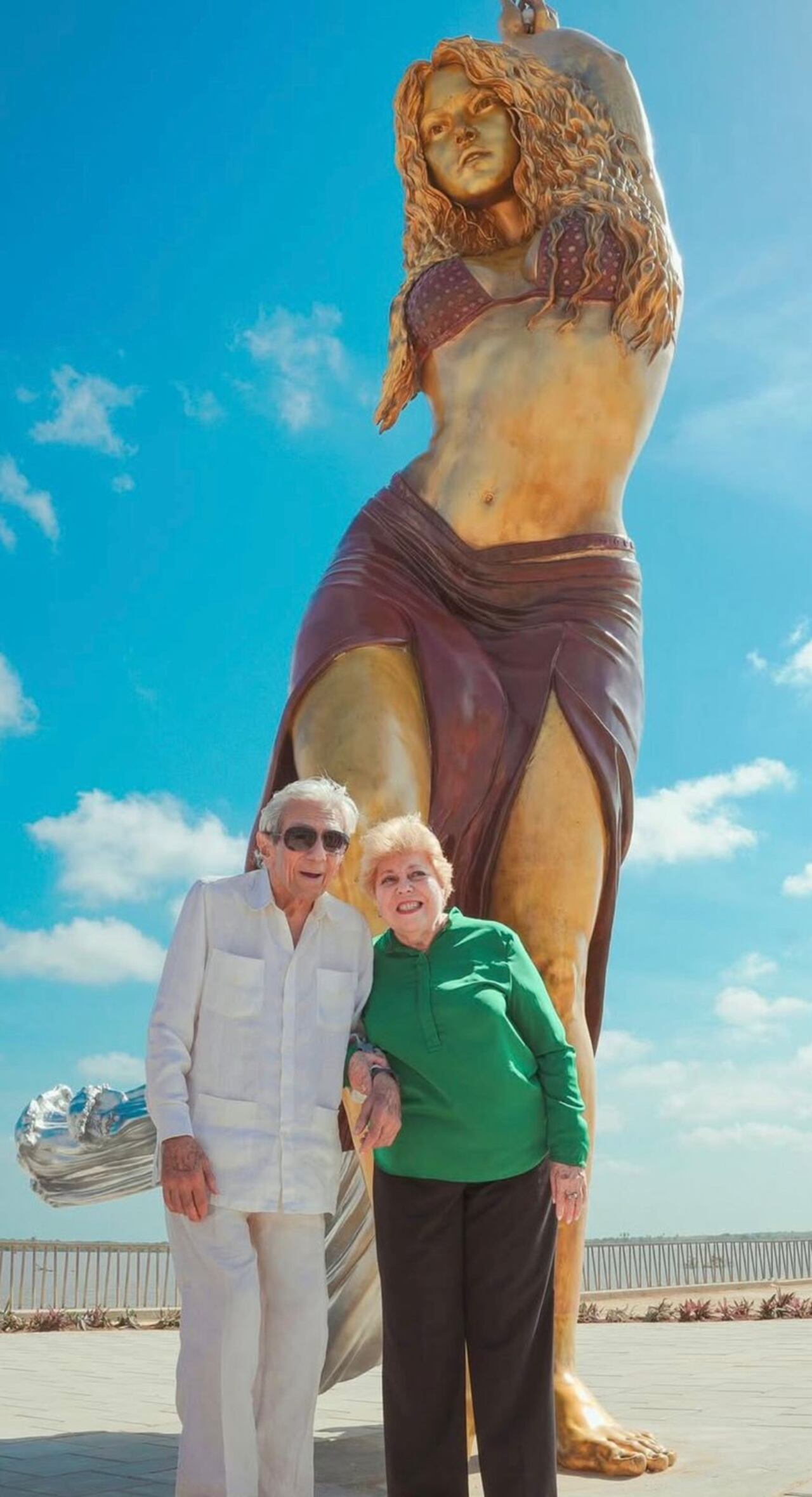 A sus 94 años, William Mebarak se mantiene estable mientras Shakira continúa su gira por Latinoamérica