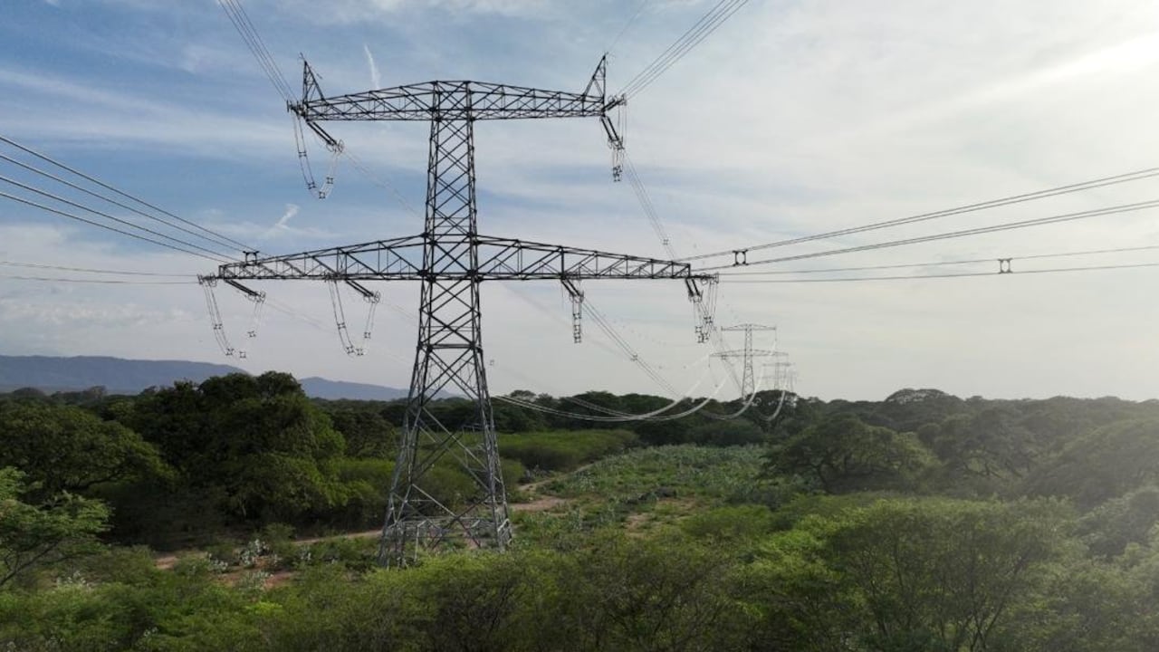Según el Gobierno, la medida busca garantizar el abastecimiento interno ante la variabilidad climática y la proyección de disminución de energía.