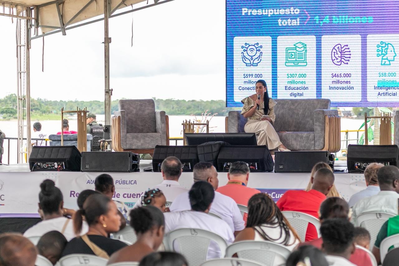 Comunidades beneficiarias participaron en la Rendición de Cuentas del Ministerio TIC, compartiendo testimonios sobre el impacto de la conectividad, la educación digital y la innovación en sus territorios.