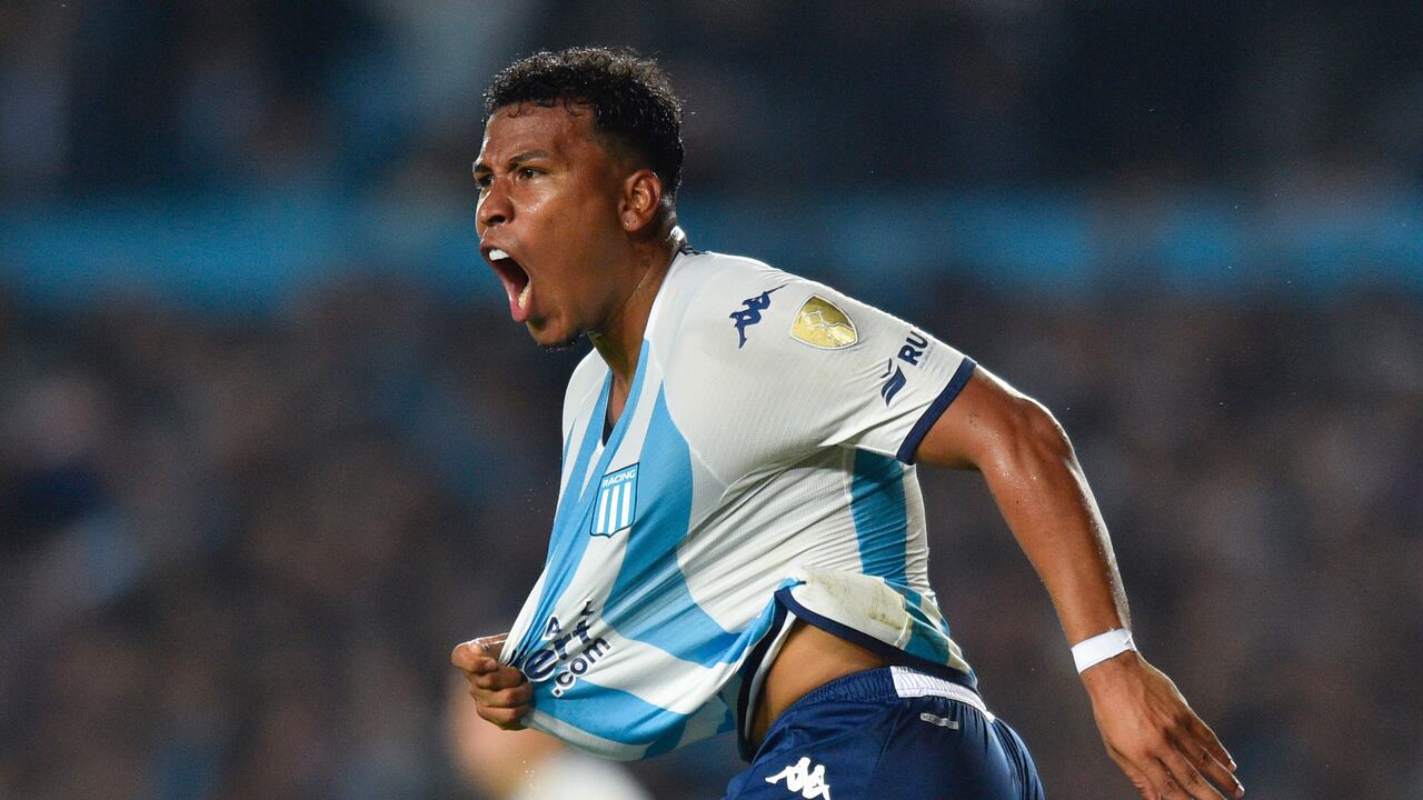 Roger Martínez vive su tercera etapa en Racing.