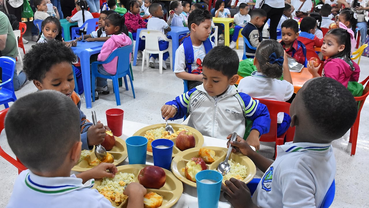 Así comenzó el año académico 2026 en los colegios oficiales de Cali