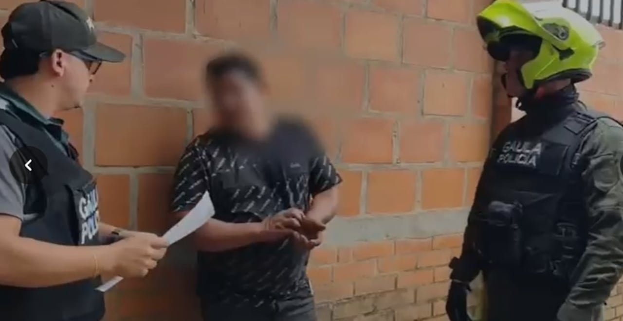 Alias Mauricio o Mecánico fue capturado en Cali mediante orden judicial por delitos de secuestro extorsivo y concierto para delinquir.