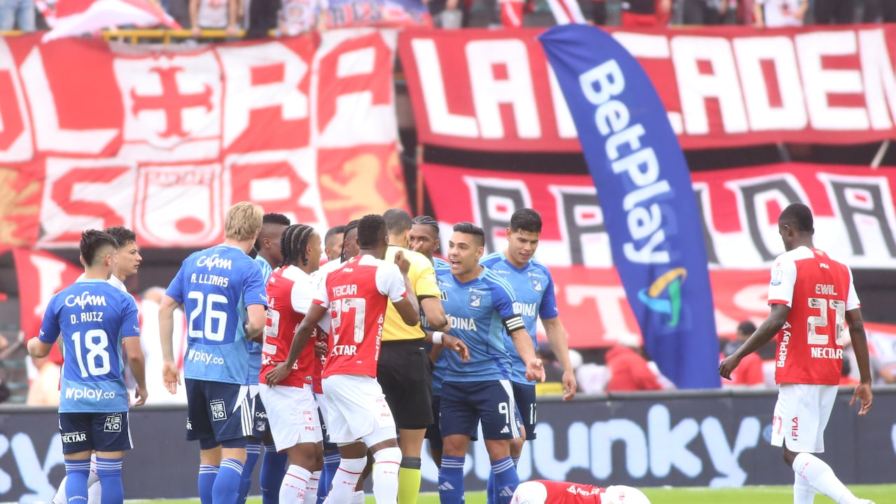 Independiente Santa Fe and Millonarios F.C. players argue in a match for date 1, quadrangular semifinals, as part of the BetPlay DIMAYOR I 2025 League at the Nemesio Camacho El Campin stadium in Bogota, Colombia. (Photo by Daniel Garzon Herazo/NurPhoto via Getty Images)