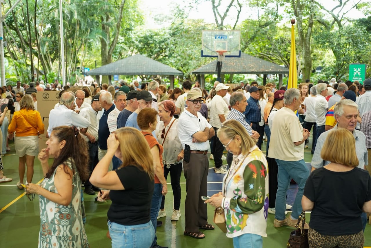 Votaciones, elecciones, voto, urnas en Medellín