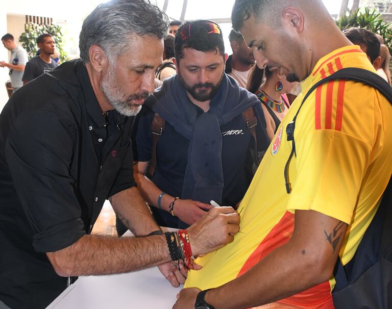 Mario Alberto Yepes, Rueda de prensa, lanzamiento de partido de futbol capitanes legendarios. Foto José L Guzmán