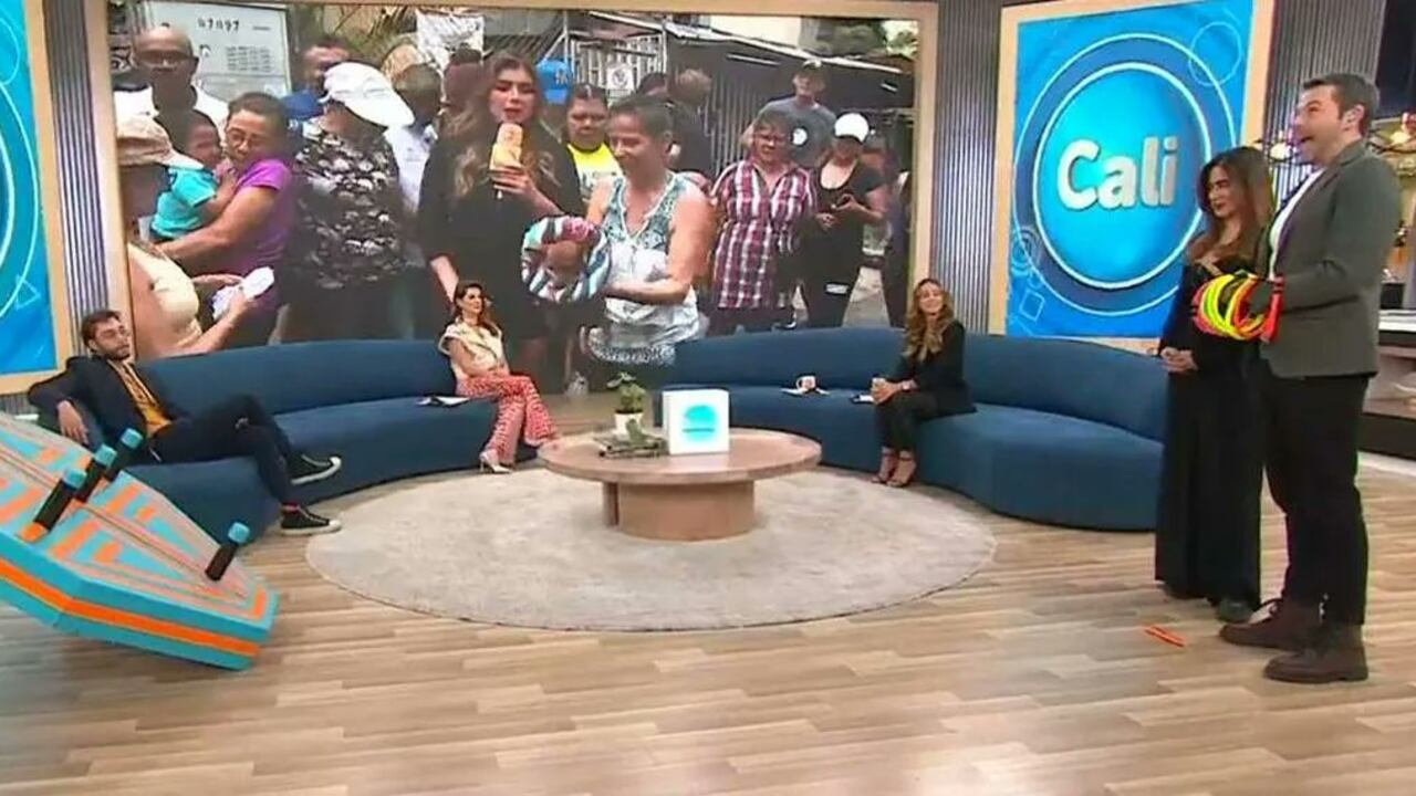 Una de las corresponsales de Día a Día protagonizó una curiosa escena en la emisión de este martes.