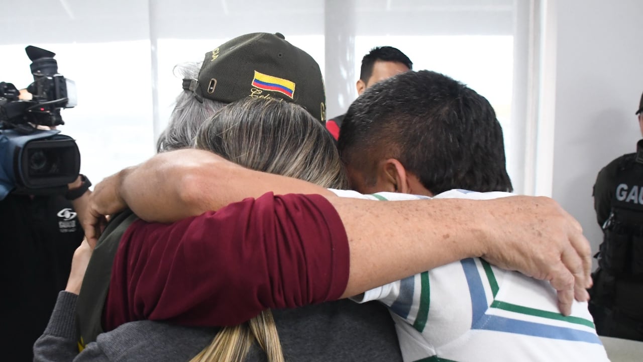 Don Israel García pudo reunirse nuevamente con sus seres queridos.