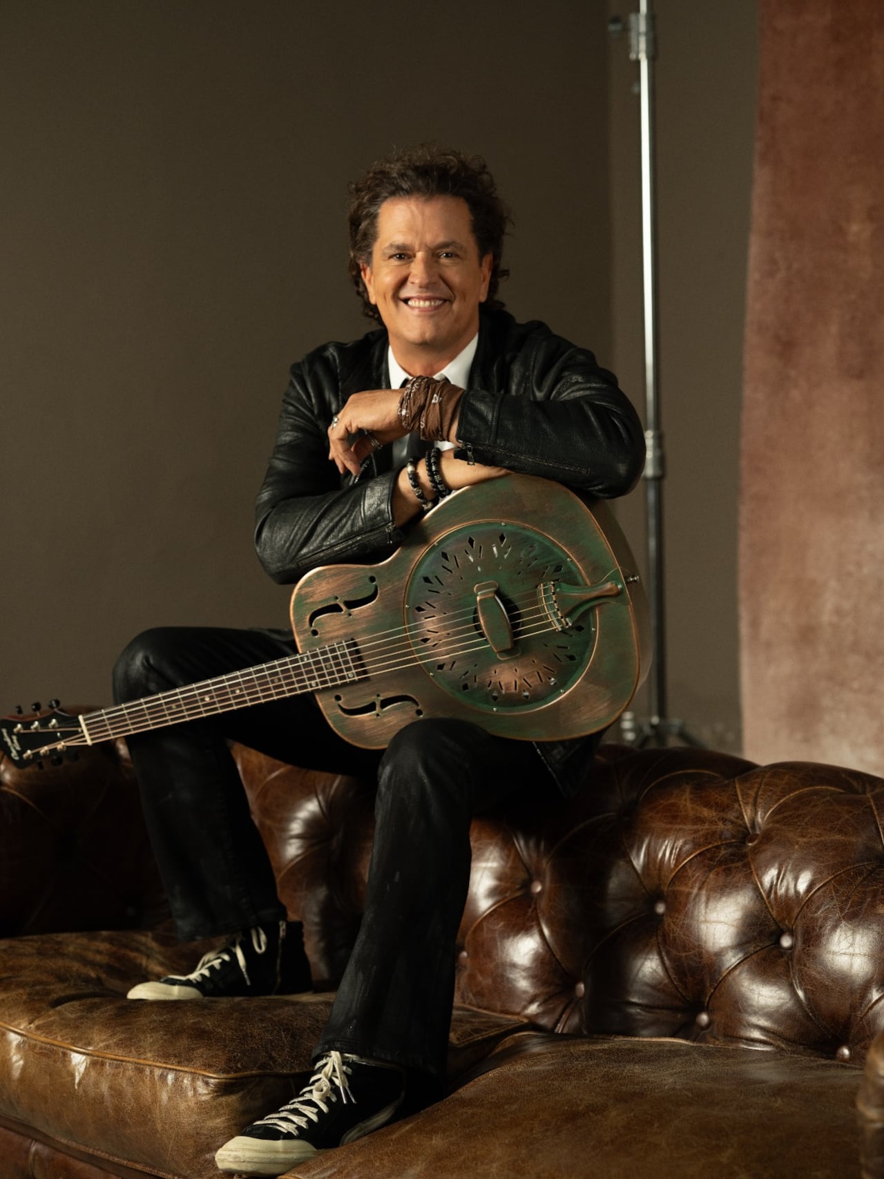 Carlos Vives presenta El UÚltimo Disco. Vol. 1.