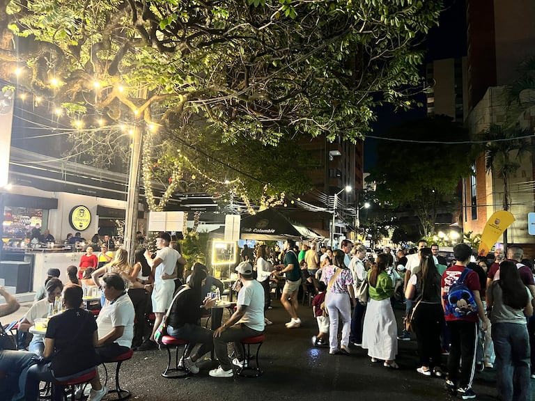 Cali fiesta antes de la posesión de De la Espriella