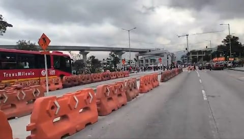 Protesta de trabajadores del Metro de Bogotá por presunta falta de pago - El País