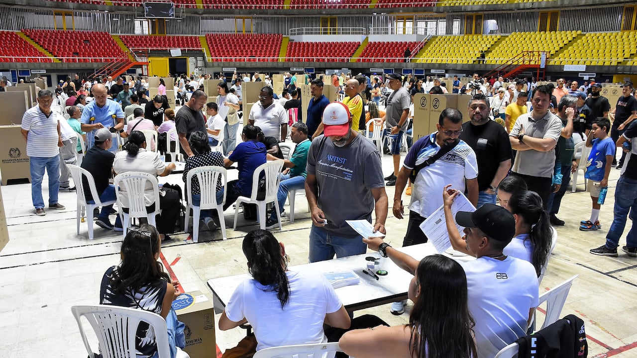 Elecciones Presidenciales Segunda Vuelta Coliseo del Pueblo