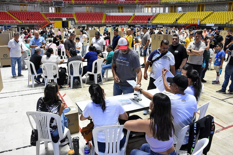 Elecciones Presidenciales Segunda Vuelta Coliseo del Pueblo