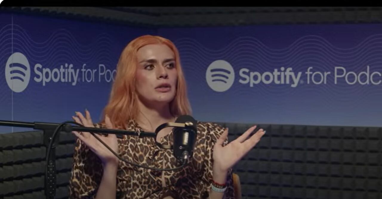 Ana María Cardona se hace llamar en redes sociales como La rubia inmoral y una de las invitadas a su pódcast generó polémica en redes sociales.