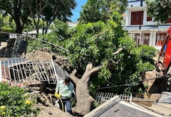Así quedó en un primer momento la vía luego del colapso.