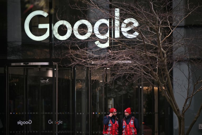 Un padre en Estados Unidos presentó el miércoles una demanda contra Google por considerar que Gemini incitó a su hijo al suicidio.