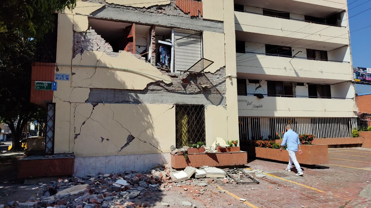 El edificio El Templete, en el sur de Cali, se vio afectado por el sismo.