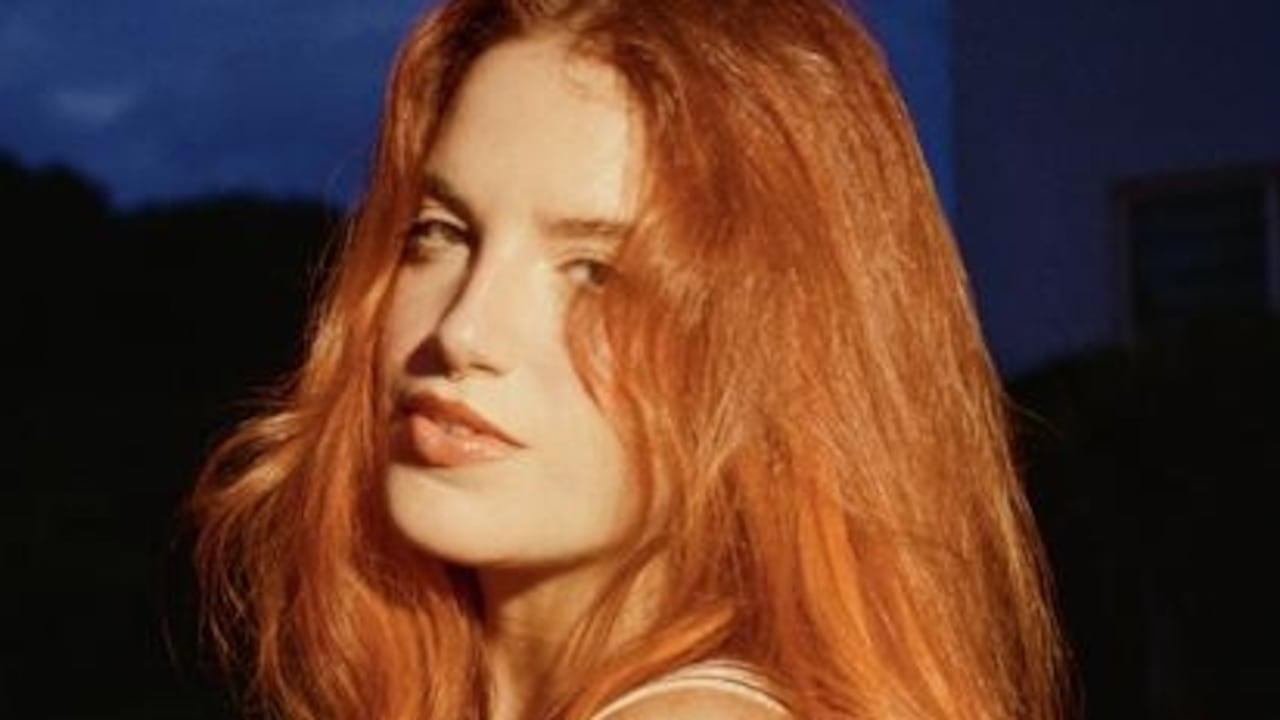 Nic, cantante peruana, que trae novedad muscal esta temporada.