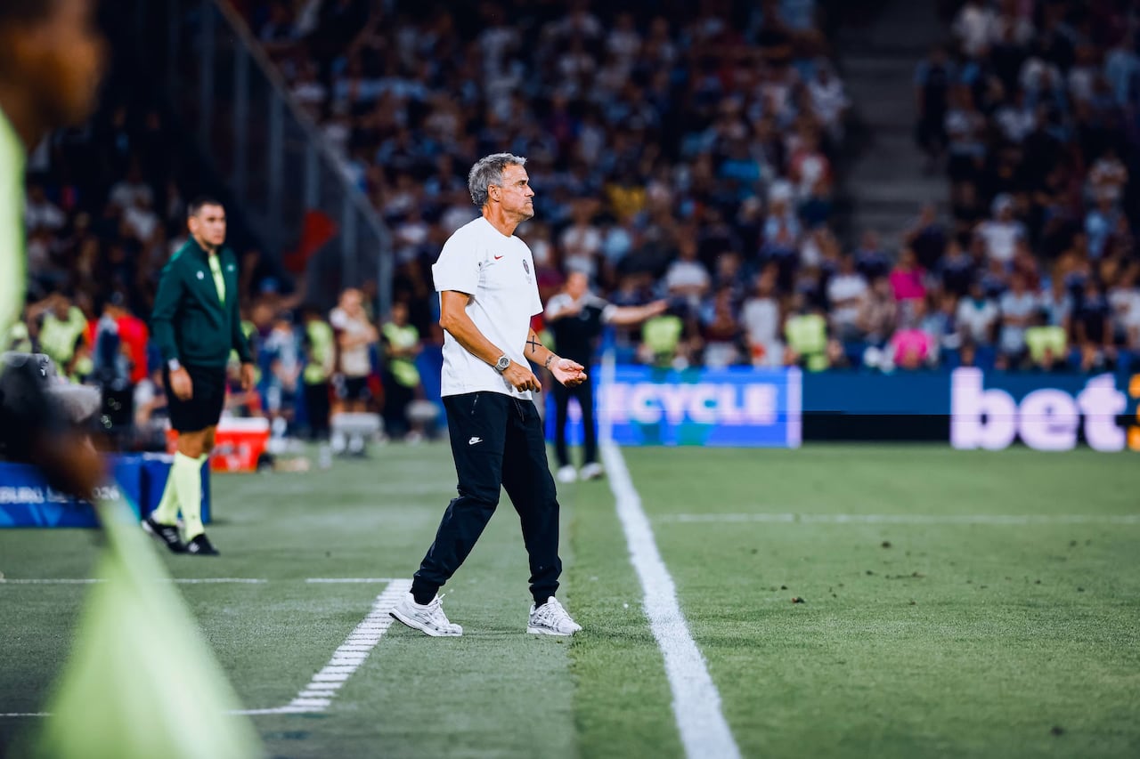 Luis Enrique durante uno de los partido del PSG.