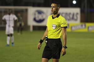 Carlos Ortega será el designado para pitar el duelo entre Millonarios y Deportivo Cali.