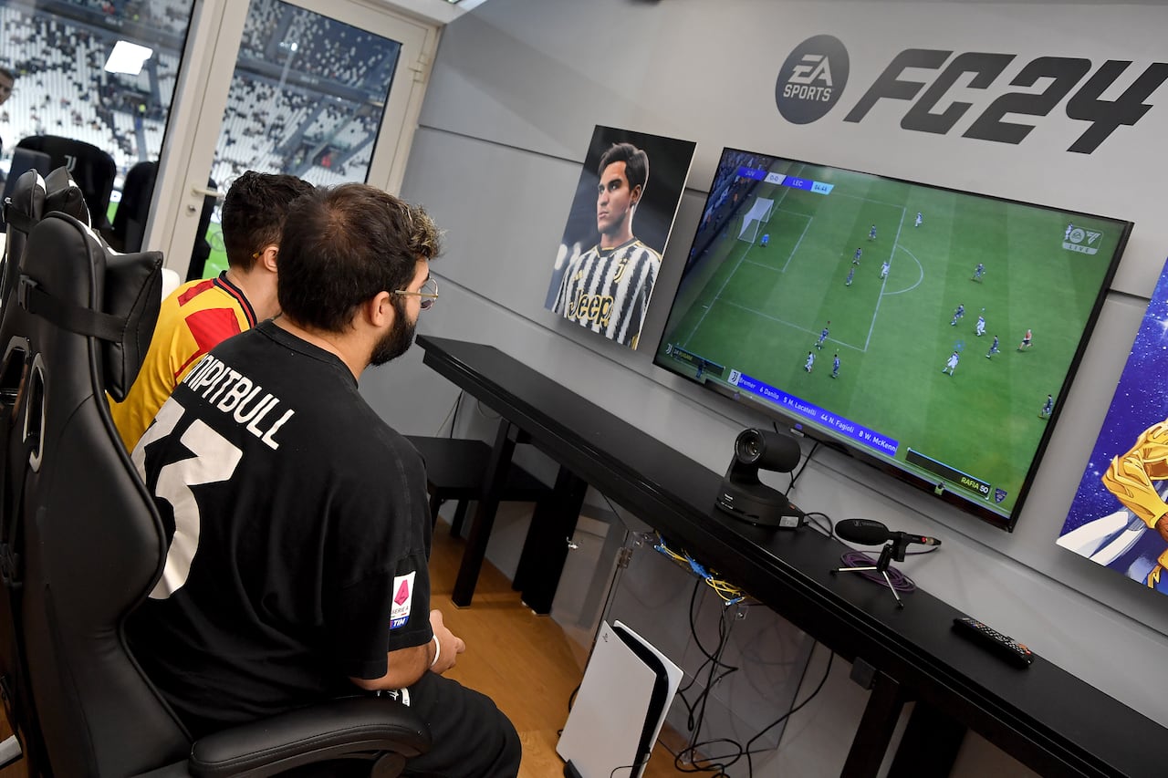 Jugadores probando el nuevo EA FC 24