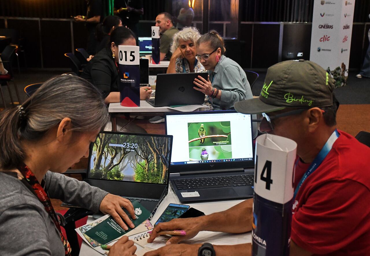 Economía: Macro Rueda Negocios de Turismo de Naturaleza en el Centro de Convenciones del Pacífico. Foto José L Guzmán. EL País
