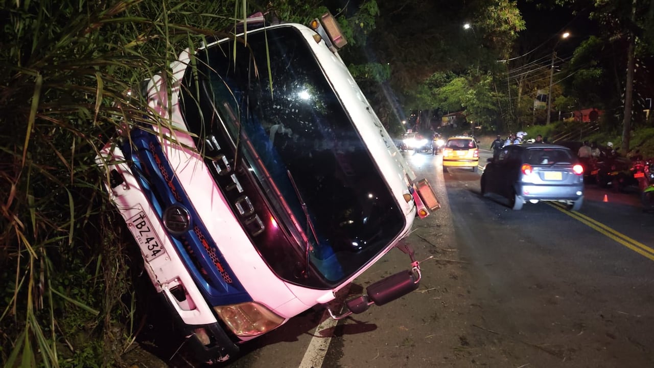 Accidente en la vía al Mar en Cali
