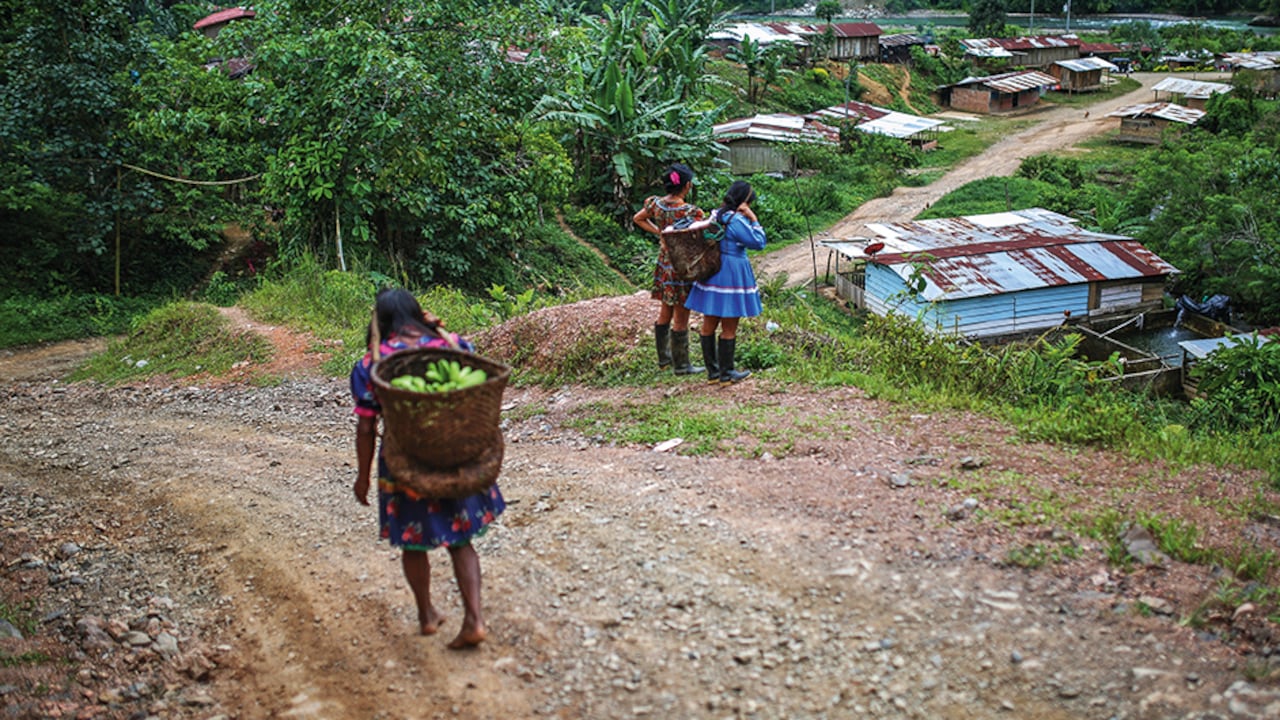 Hasta el momento, la jurisdicción indígena puede desconocer las sentencias sobre la interrupción del embarazo. Sin embargo, esto podría cambiar con el dictamen que está a punto de tomar la Corte Constitucional. El magistrado José Fernando Reyes, presidente del alto tribunal, es el ponente de la decisión.