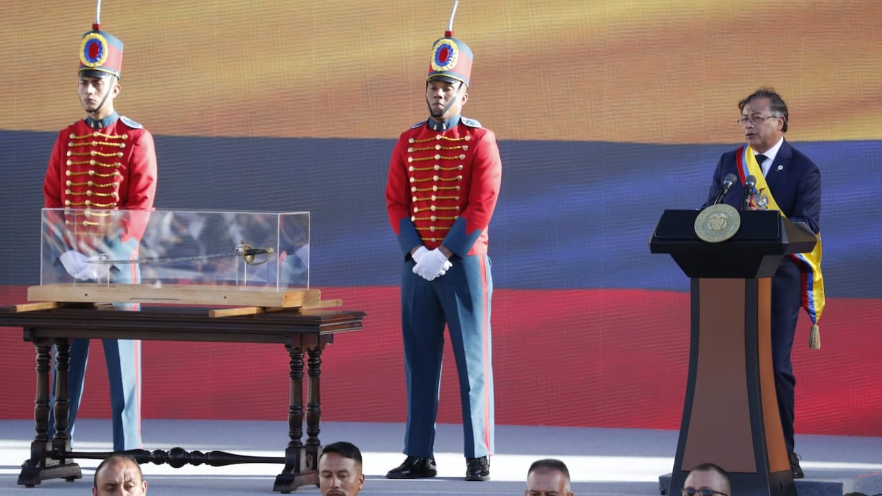 Posesión Presidente Gustavo Petro, discurso con la espada de Bolívar