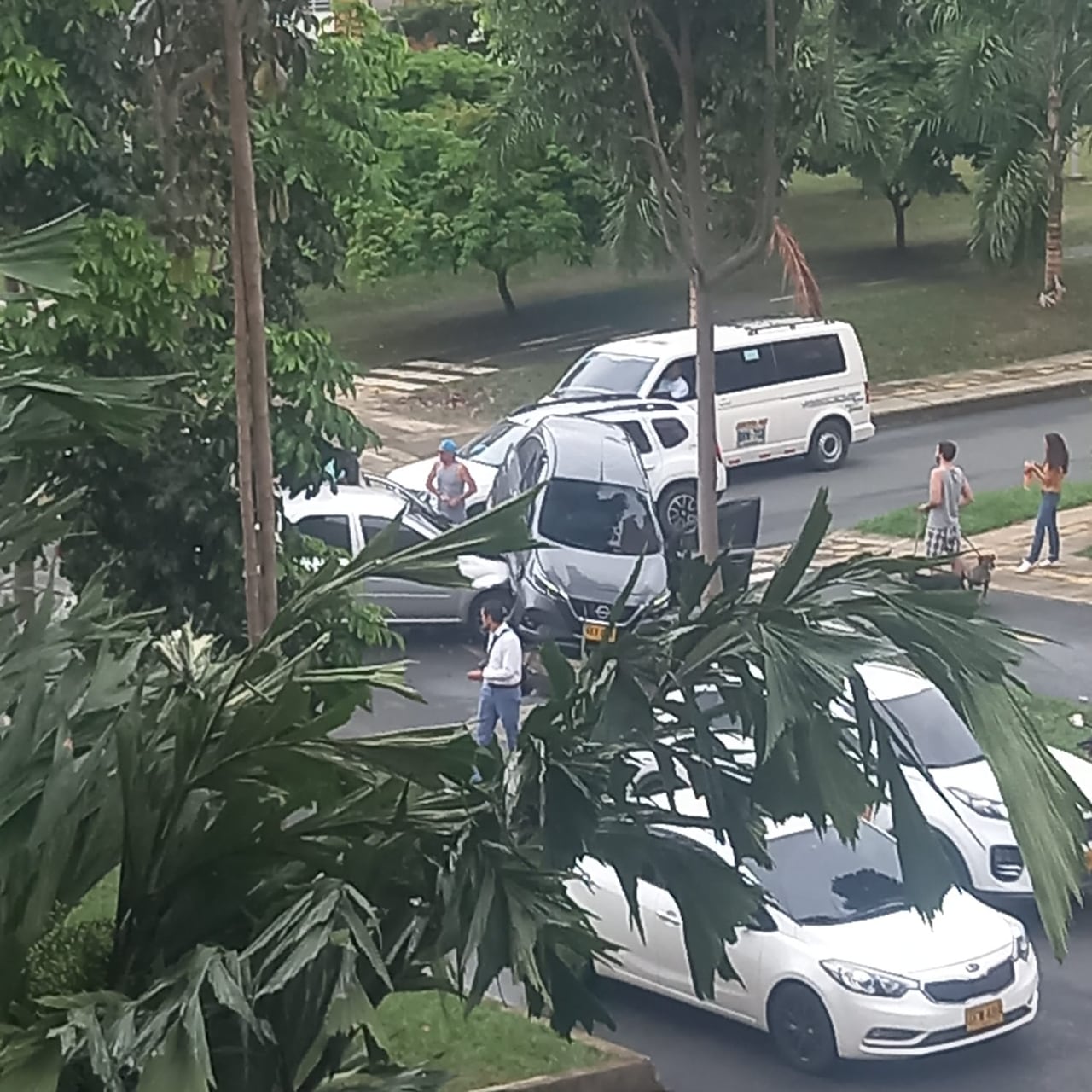 Esta fotografía es de uno de los accidentes ocurridos en la zona. La comunidad afirma que han ocurrido más de 4 choques de alta gravedad.