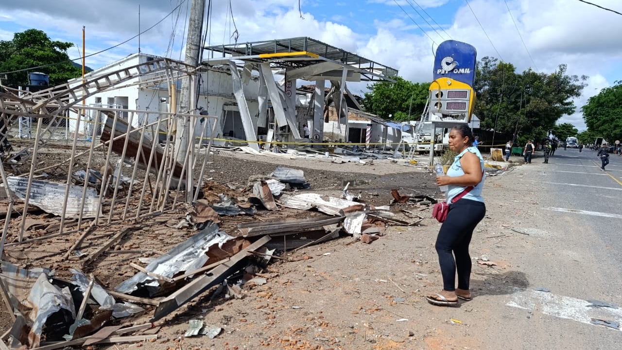 Viviendas destruidas tras ataque en El Estrecho, El Patía