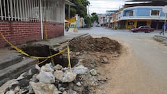 La obra permanece abierta desde el 22 de enero en la Calle 47 N, sin cerramiento ni señalización, lo que interrumpe el paso peatonal en esta esquina del barrio Popular.