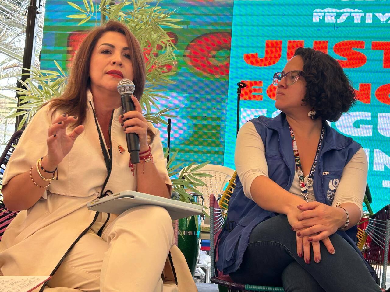 De acuerdo con Maribel Perafán, secretaria de gobierno del Cauca, el conversatorio permitió además profundizar en temas como la transformación cultural, la educación para la convivencia y la importancia de generar espacios seguros donde las mujeres puedan compartir sus experiencias sin miedo ni estigmatización.