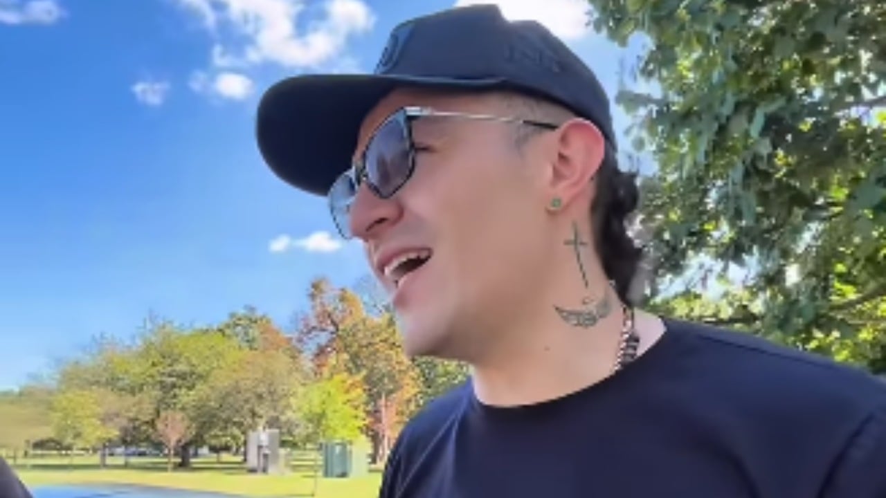 Luis Alfonso, cantante de música popular.