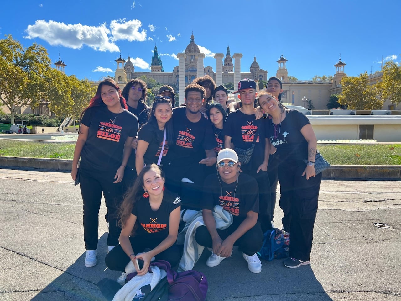 En el año 2023, Tambores de Siloé viajó a Europa tras ganar una convocatoria de Ibermúsicas de Valencia, España.