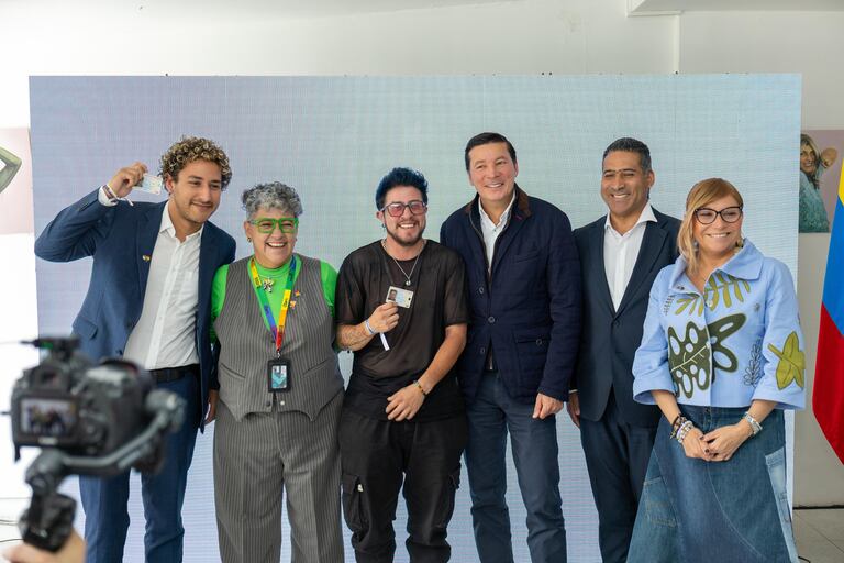 Categorías ‘no binario’ (NB) y ‘trans’ (T) fueron incluidas en el campo ‘sexo’ de registros civiles y todos los documentos de identidad